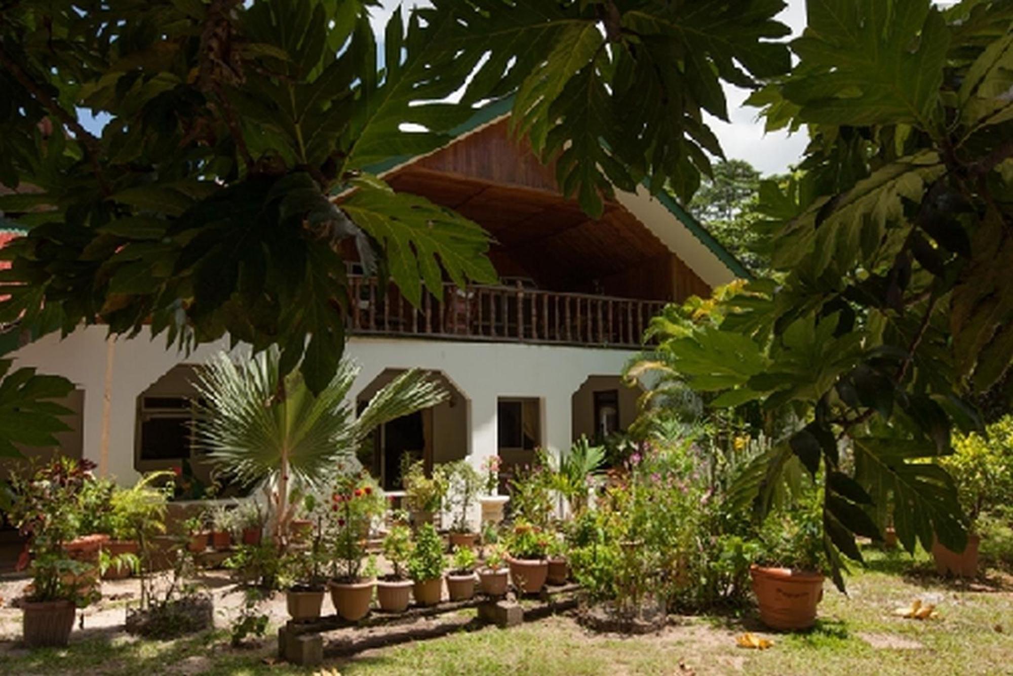 Jeanny'S Apartment Grand Anse  Exterior photo